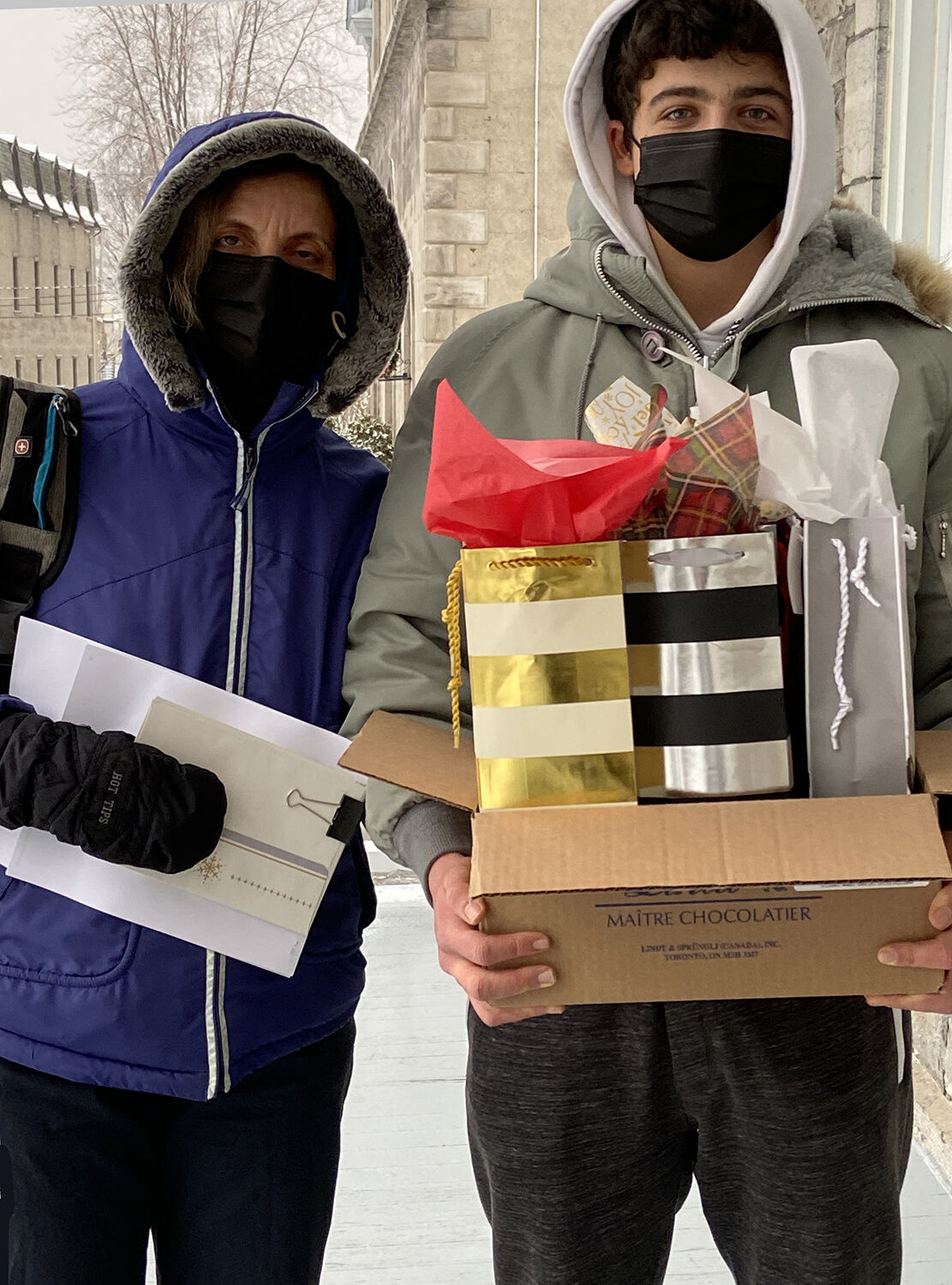 Christmas cheer delivered to seniors by teams of volunteers